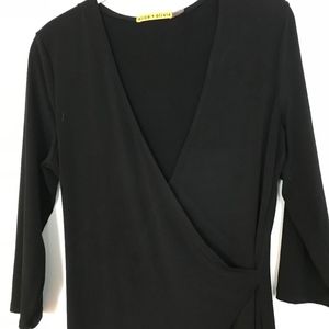 Alice + Olivia Black Wrap Jersey Knee Length Dress